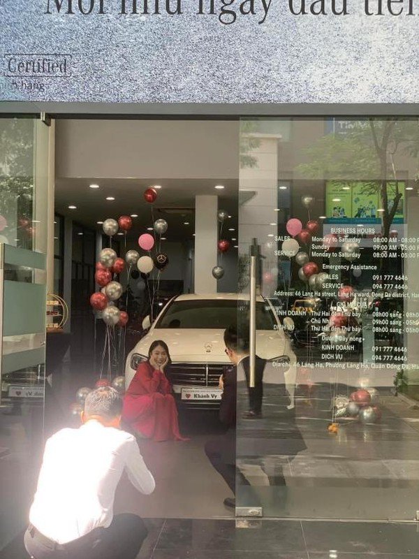 MC Khánh Vy tự thưởng xế hộp, lộ gia tài ngưỡng mộ tuổi 24 - 3