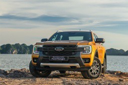 Giá xe Ford Ranger lăn bánh tháng 10/2023, giảm 50% LPTB