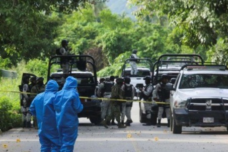 Mexico: Nhóm 13 cảnh sát thiệt mạng vì bị các tay súng phục kích