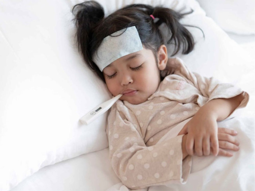 Trẻ hay gặp tình trạng ốm vặt vào thời điểm giao mùa