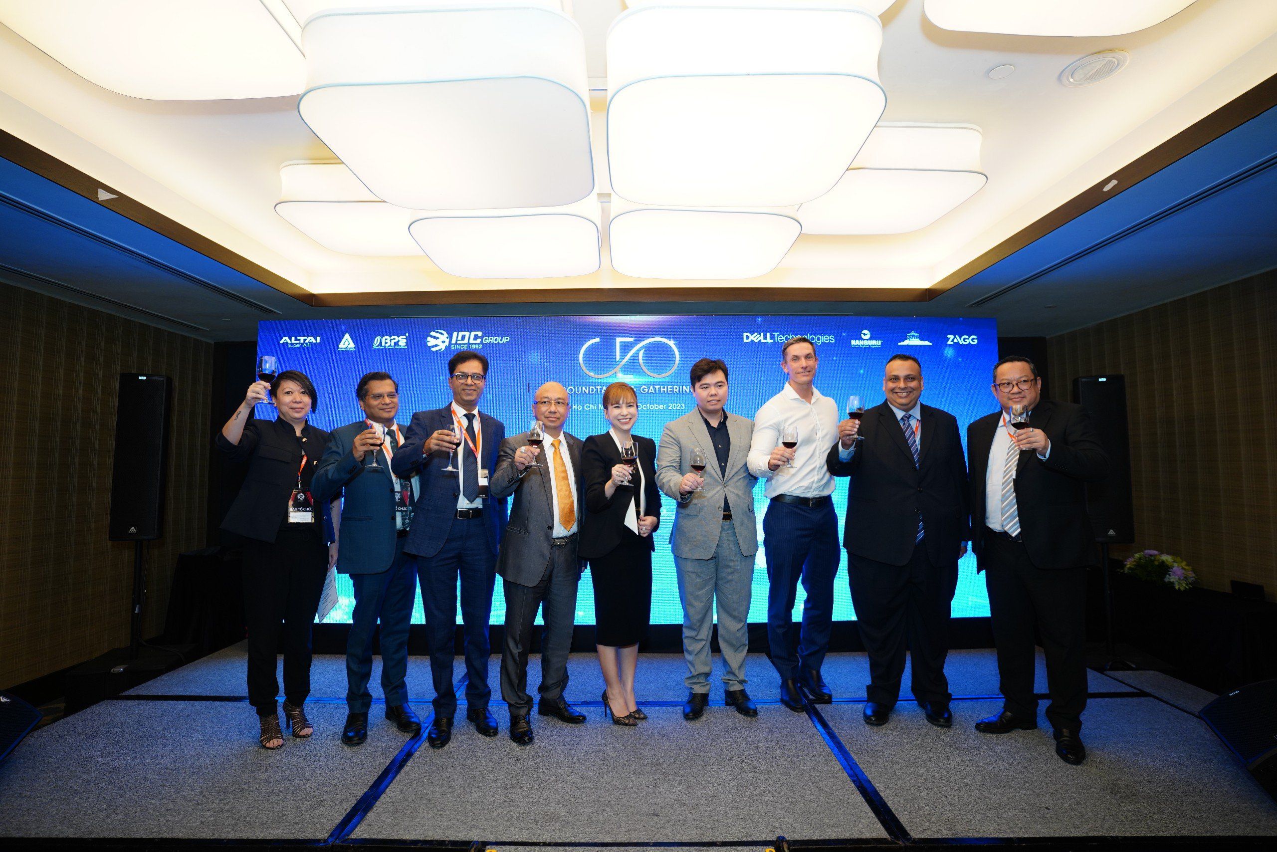 Các nhà lãnh đạo hàng đầu trong ngành công nghệ thông tin như BPE, Altai Super Wifi, Kanguru, Apricorn