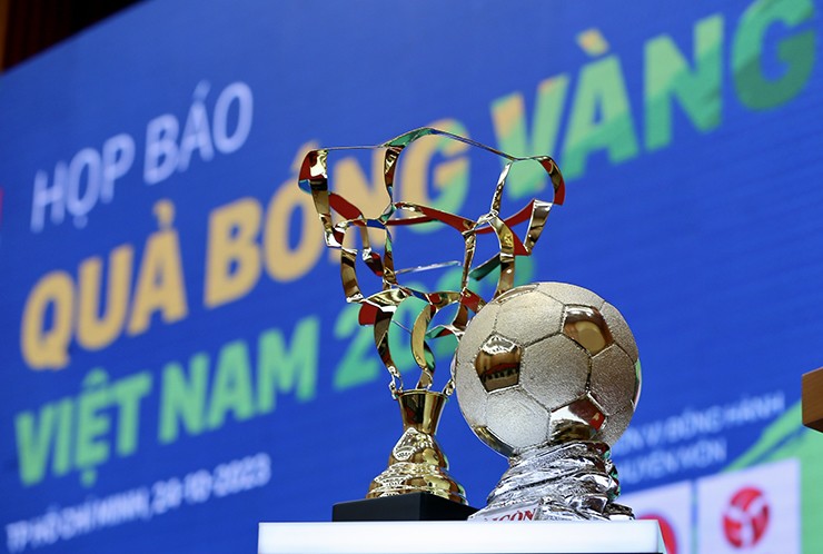 Họp báo giới thiệu danh hiệu Quả bóng vàng Việt Nam 2023 được tổ chức sáng 24/10.