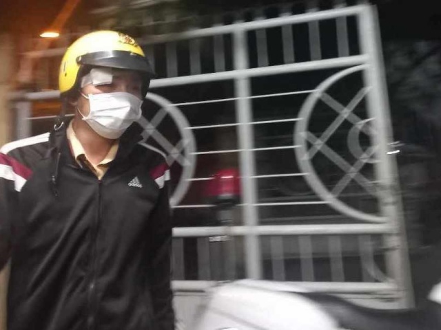 Tin tức trong ngày - Người ném đá vào đầu CSGT ra trình diện