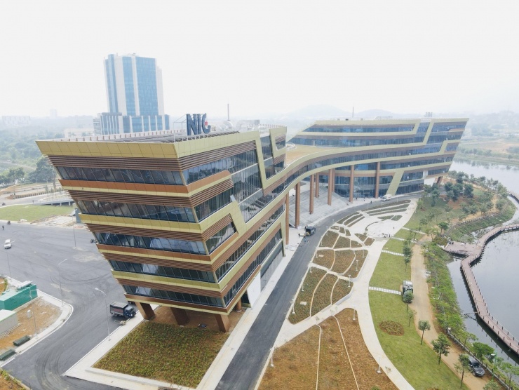 'Đột nhập' đại bản doanh của 'đại bàng' công nghệ đầu tiên ở Việt Nam - 4