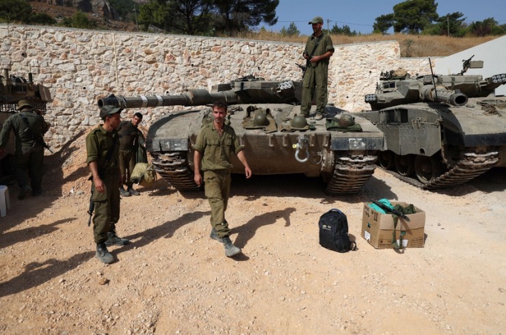 Lính Israel ở biên giới Israel - Lebanon. Ảnh: EPA/SHUTTERSTOCK