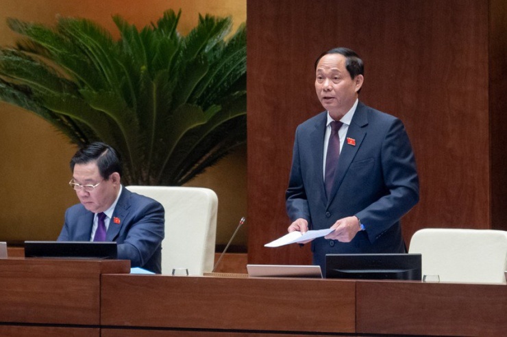 Phó Chủ tịch Quốc hội Trần Quang Phương điều hành nội dung thảo luận. Ảnh: QH