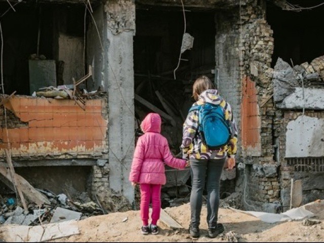 Ukraine đề nghị quốc tế hỗ trợ gần 45 tỷ USD để “bù đắp thâm hụt“