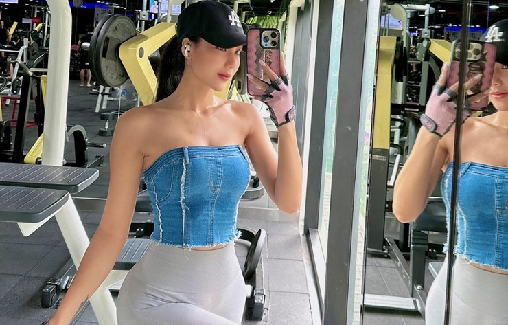 Người đẹp tập kết hợp nhiều bộ môn khác nhau như gym, boxing. Khi có thời gian rảnh, cô chạy bộ, đạp xe, bơi lội.&nbsp;

