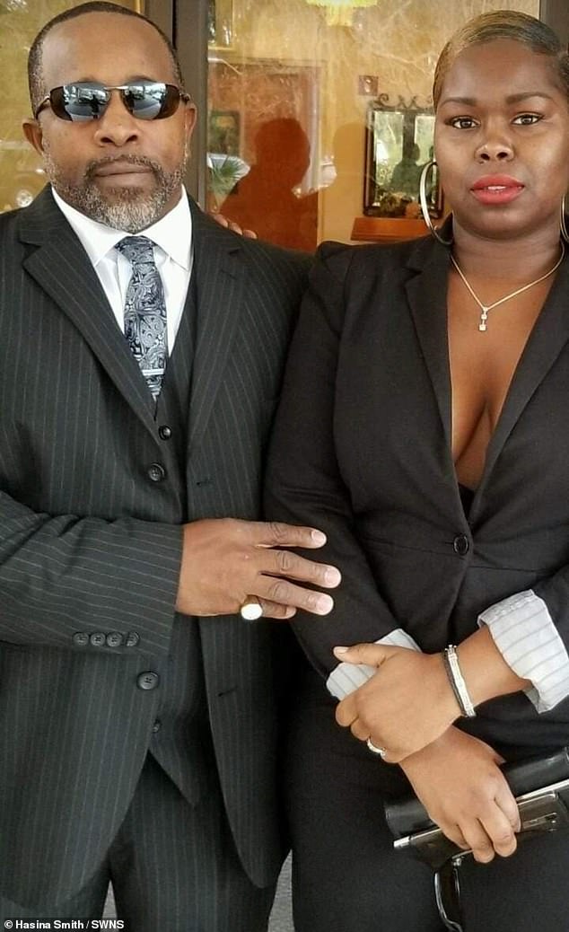 Dù chênh lệch 20 tuổi nhưng Phillip và Hasina sống rất hạnh phúc