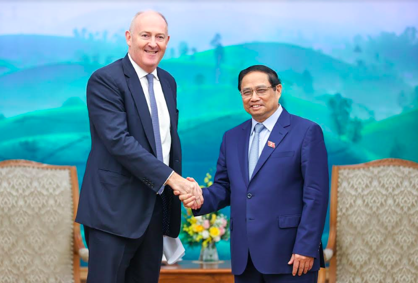 Thủ tướng Phạm Minh Chính tiếp Chủ tịch Tập đoàn John Swire&amp;Sons (Anh) Guy Bradley. Ảnh: VGP/Nhật Bắc