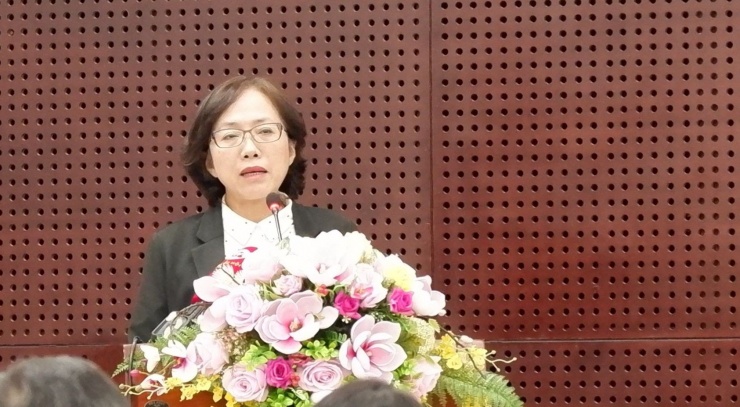 Bà Trần Thanh Thủy - Phó giám đốc phụ trách Sở Y tế TP Đà Nẵng trả lời tại buổi họp báo. Ảnh: Nguyễn Thành