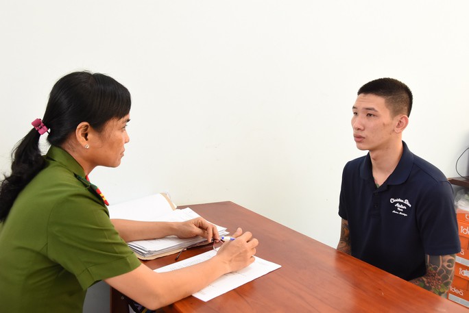 Các đối tượng tại cơ quan công an