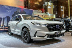 Honda CR-V thế hệ mới ra mắt, giá bán từ 1,1 tỷ đồng