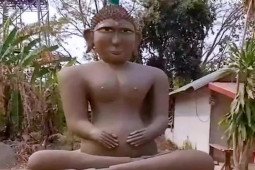 Tượng Phật ”bụng phệ” gây xôn xao ở Thái Lan