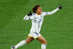 Bóng đá - Hấp dẫn vòng loại Olympic: Nhật Bản thắng đậm 7-0, Philippines lội ngược dòng