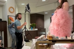 Bạn trẻ - Cuộc sống - Độc đáo bộ ảnh chụp tranh thủ 10 phút trước sinh, dân mạng ngỡ ngàng nhan sắc thai phụ