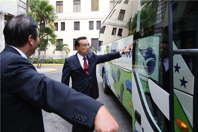 Ảnh chụp ông Lý Khắc Cường trong chuyến thăm Havana - Cuba hồi 2016. Ảnh: CCTV