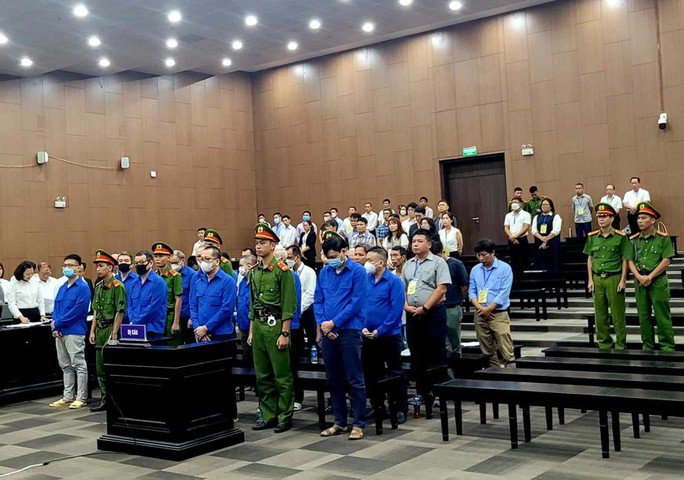 Cựu chủ tịch VEC Mai Tuấn Anh lĩnh 42 tháng tù do sai phạm cao tốc Đà Nẵng - Quảng Ngãi - 1