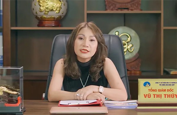 Vũ Thị Thúy bị bắt giữ.