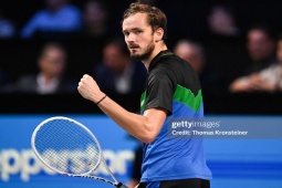 Thể thao - Video tennis Medvedev - Khachanov: Ngã đau set 2, trút cơn giận dữ (Vienna Open)