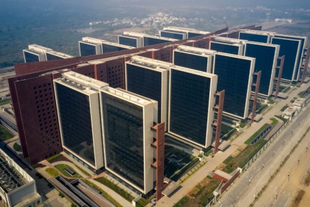 Tổ hợp nhà văn phòng lớn nhất thế giới với chi phí xây dựng 388 triệu USD có gì đặc biệt?