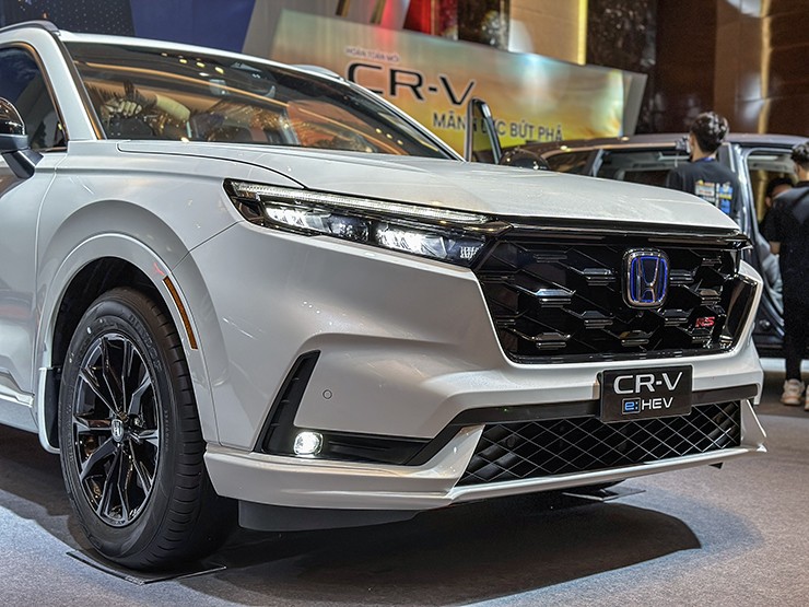 Chi tiết mẫu xe Honda CR-V e:HEV RS, có giá bán 1,259 tỷ đồng - 5