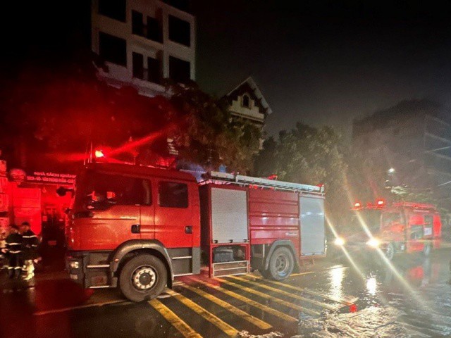 Cháy nhà dân trong đêm, 3 người tử vong