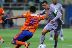 Trực tiếp bóng đá Al Feiha - Al Nassr: Hai cơ hội bỏ phí cuối hiệp 1 (Saudi Pro League)