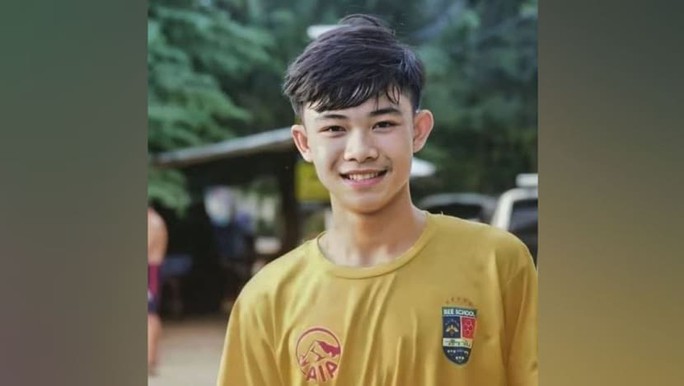 Duangpetch Promthep, một trong 12 cậu bé được giải cứu khỏi hang động Thái Lan hồi năm 2018, tự sát tại Anh. Ảnh: Facebook /Supatpong Methigo