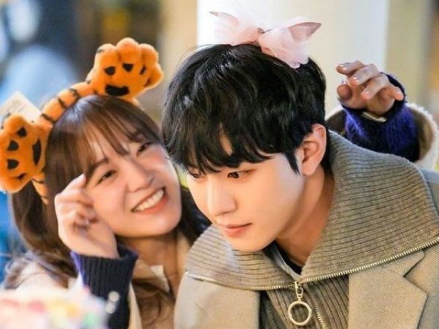 Bạn trẻ - Cuộc sống - Đến vì yêu cưới nhau vì... tiền