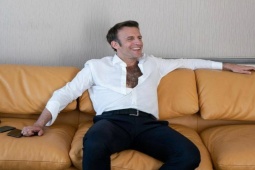 Đàn ông - Lý do đặc biệt để Tổng thống Pháp thường xuất hiện trong hình ảnh xắn tay áo sơ mi