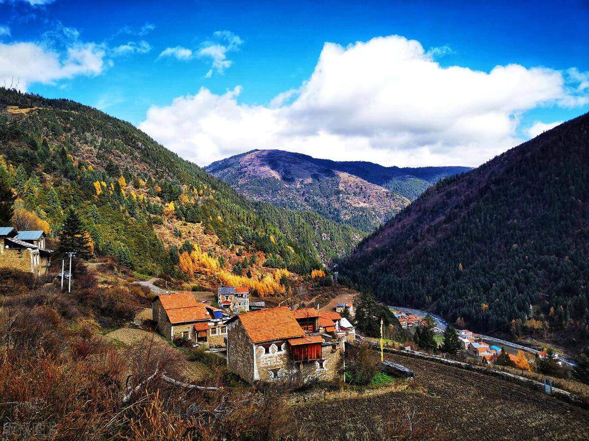 10 địa điểm đẹp nhất ở Trung Quốc trong tháng 11 - 6