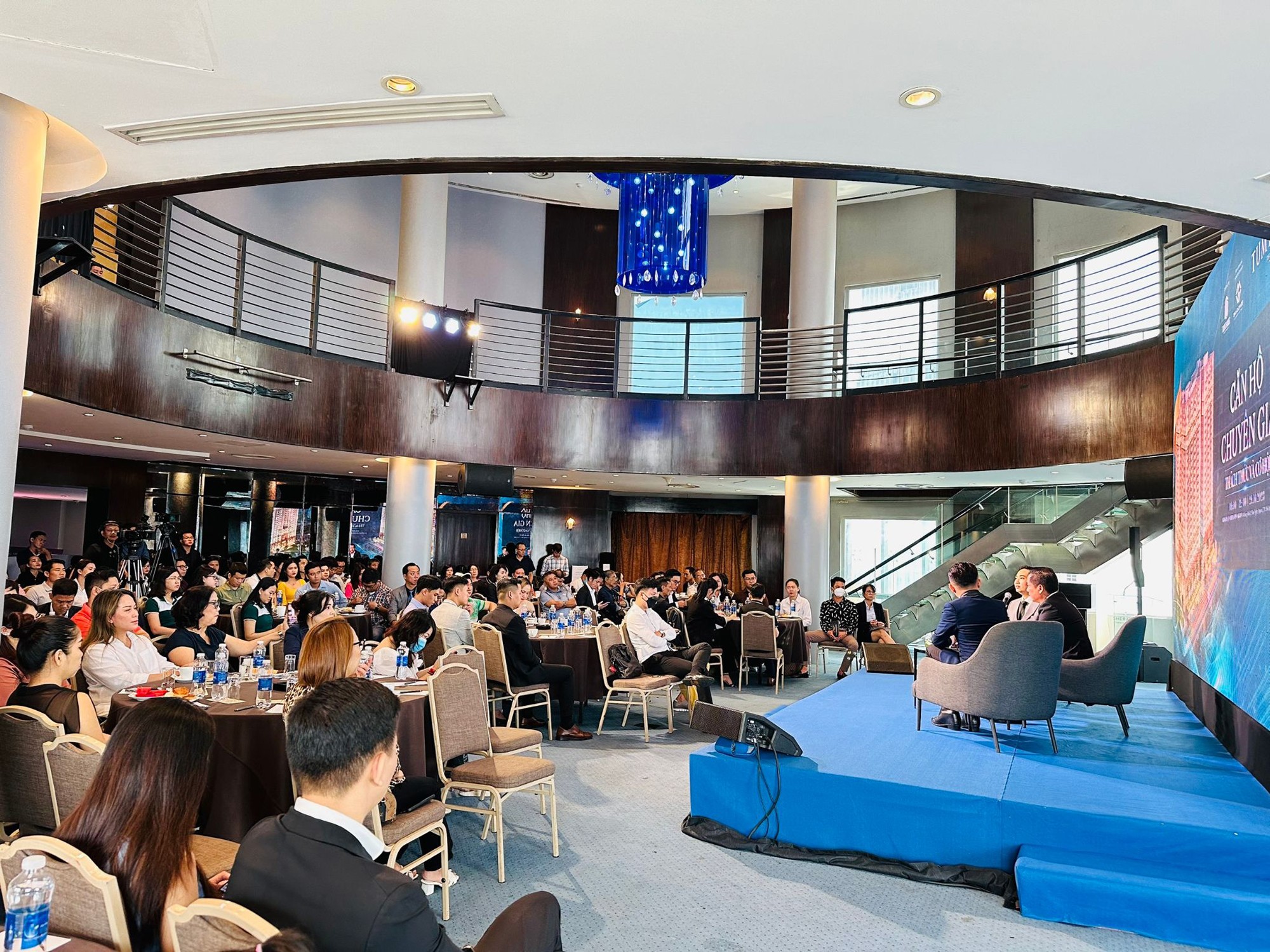 Chương trình thu hút sự tham gia của đông đảo khách hàng, nhà đầu tư