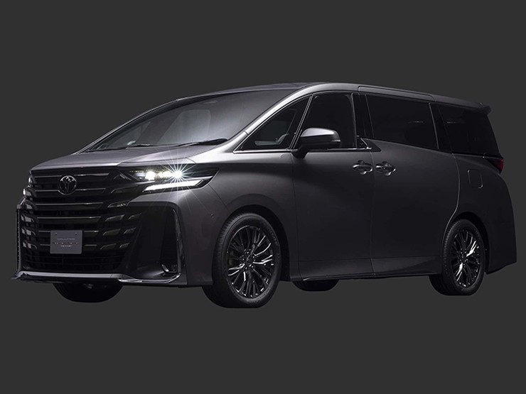 Toyota nâng cấp dòng xe Vellfire trở thành xe chở khách siêu VIP - 1