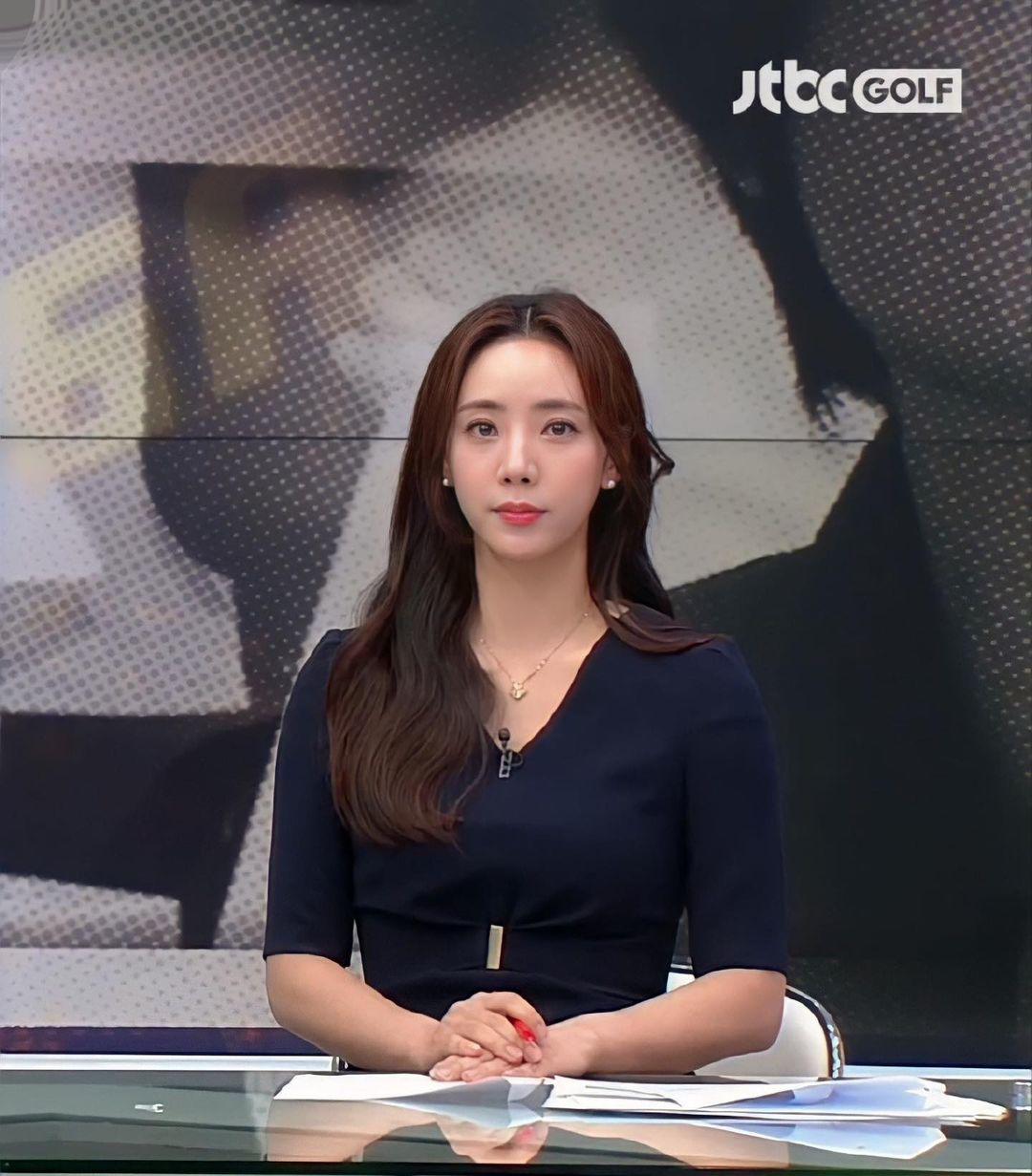 Jeong Soon Ju là nữ phát thanh viên nổi tiếng.
