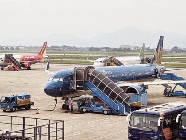 Kinh doanh - Các hãng hàng không đang "làm ăn" thế nào?