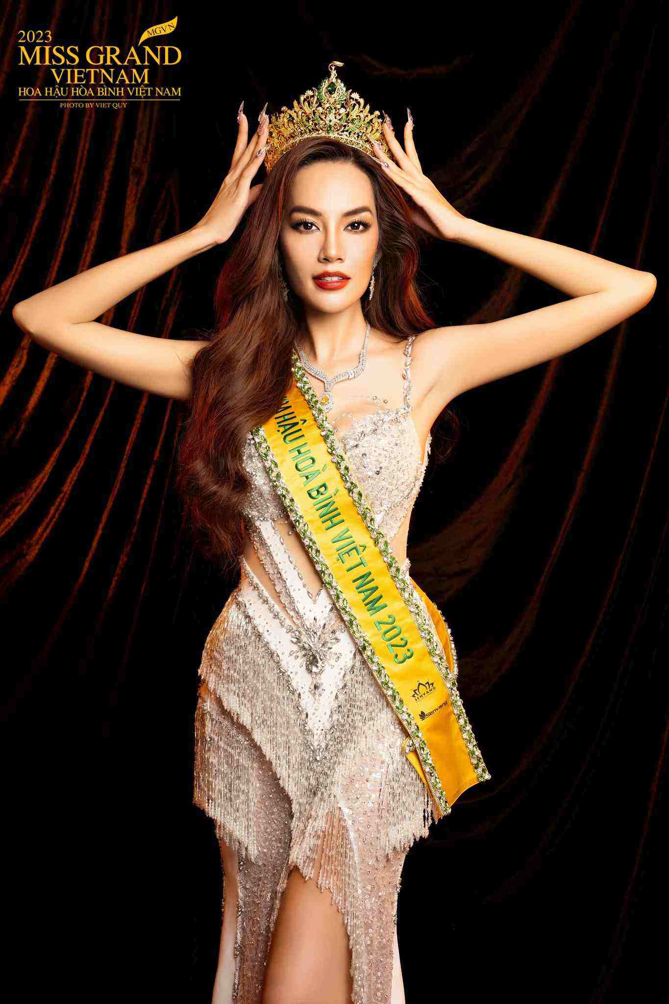 Á hậu Miss Grand thời diễn lót trong MV Hà Hồ: Gương mặt khó nhận ra, lên hình 10 giây - 1