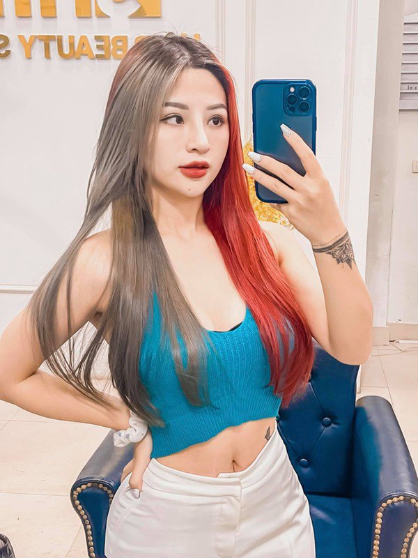 "Hot girl múa côn" bất ngờ khoe đường cong đẹp miễn chê - 8