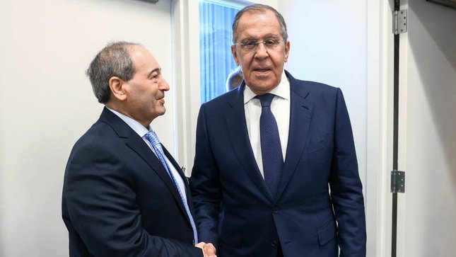 Ngoại trưởng Nga Sergey Lavrov và Ngoại trưởng Syria Faisal Mekdad. Ảnh: Sputnik