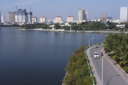 Tin tức trong ngày - Trả lại vẻ đẹp bình yên, thơ mộng cho Hồ Tây sau khi dẹp tàu sắt và cá koi