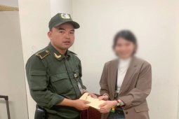 Tin tức trong ngày - Vội lên xe về quê, cô gái quên vali gần 50 triệu đồng tại sân bay