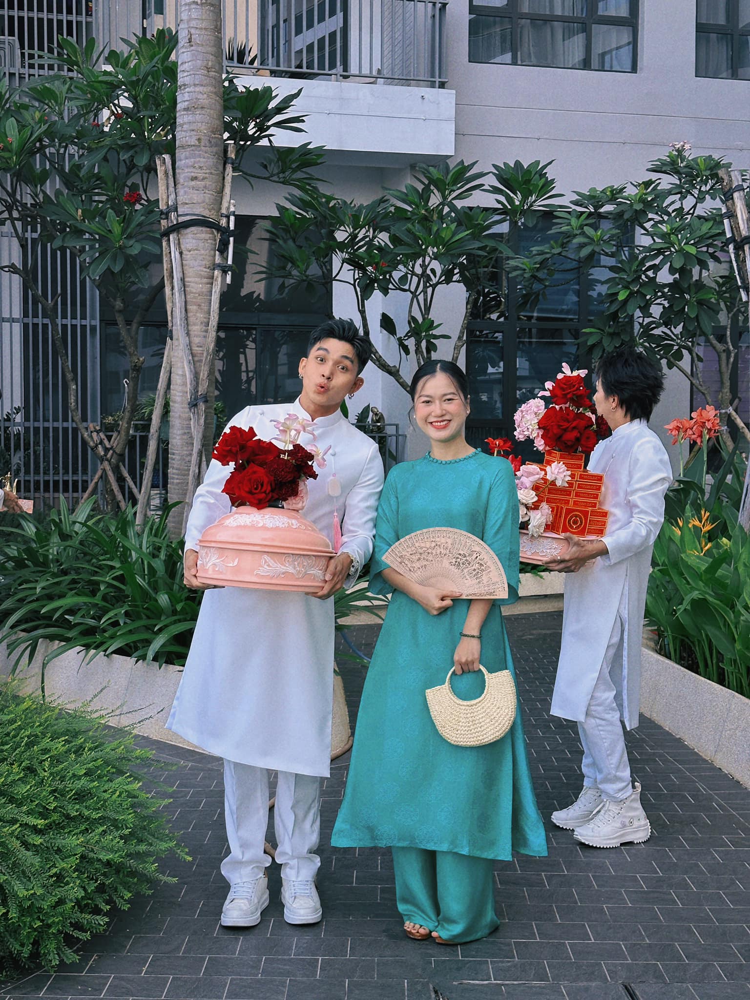 Lễ tân hôn Puka - Gin Tuấn Kiệt: Sính lễ kim cương 2 tỷ đồng, dàn sao đình đám hội tụ - 4