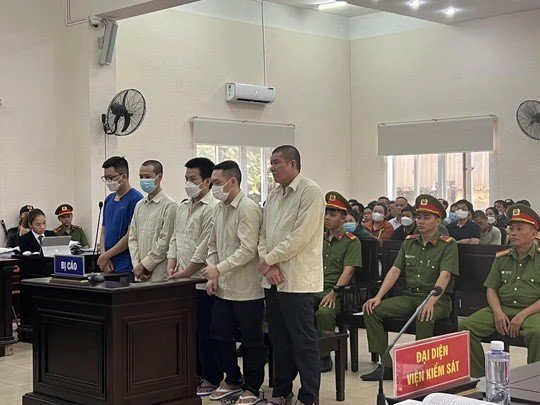 Các bị cáo tại phiên toà