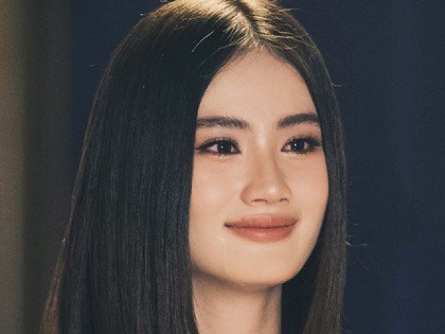 Thời trang - Hoa hậu Ý Nhi tiếp tục xin lỗi