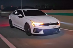 Tin tức ô tô - Ảnh thực tế trên phố của KIA K5 2024 vừa ra mắt