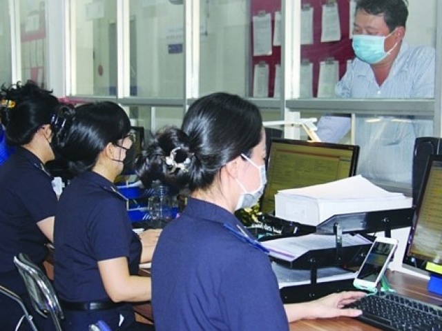 Kinh doanh - Cưỡng chế công ty nợ thuế chây ỳ hơn 41 tỷ đồng