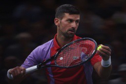 Video tennis Djokovic – Griekspoor: Bất ngờ set 1, ngược dòng mãn nhãn (Paris Masters)