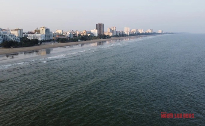 CLIP: Khó tin hình ảnh về biển Sầm Sơn - "mỏ vàng" du lịch Thanh Hóa - 20