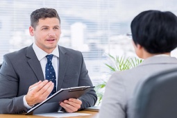 Nhà tuyển dụng hỏi "lấy thưởng Tết hay lương tháng thứ 13?”, ứng viên trả lời câu hỏi trả lời bạo nhất được chọn