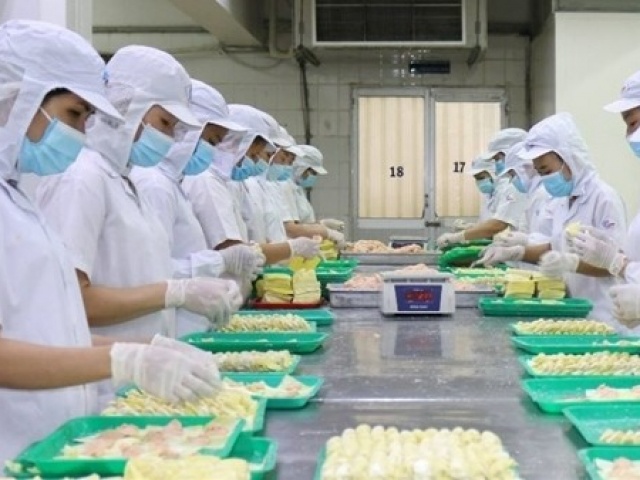 Kinh doanh - Doanh nghiệp cần số lượng lớn lao động để sản xuất cuối năm